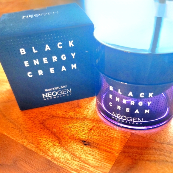 NEW! NEOGEN DERMALOGY Black Energy Cream 80 ml - Picture 2 of 5